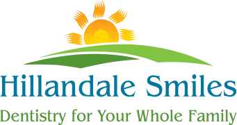 Hillandale Smiles Logo